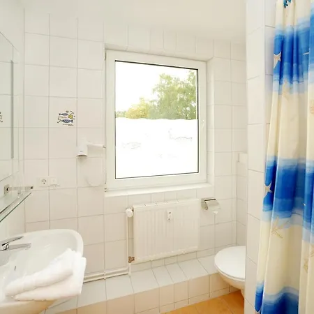 Luebsche Thorweide Otel *