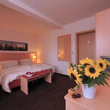 Luebsche Thorweide Hotel *