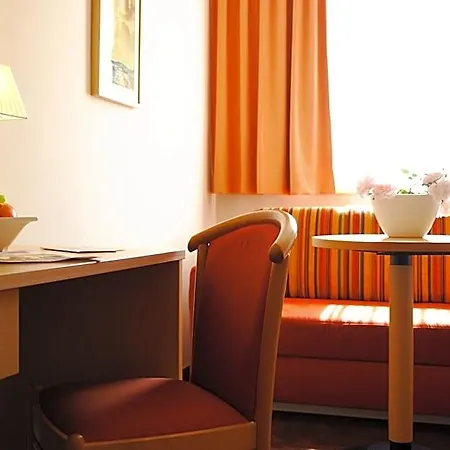 Luebsche Thorweide Otel Wißmar